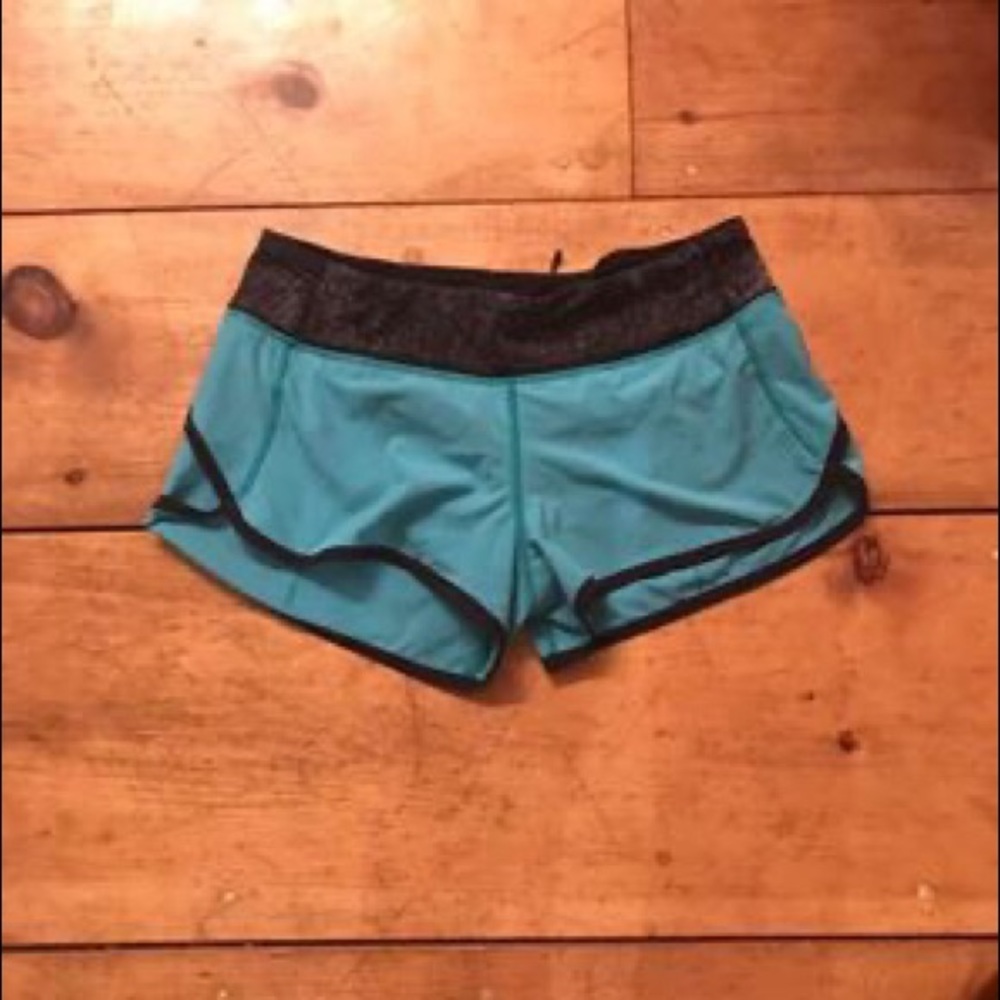 Size 6 Lululemon speed shorts